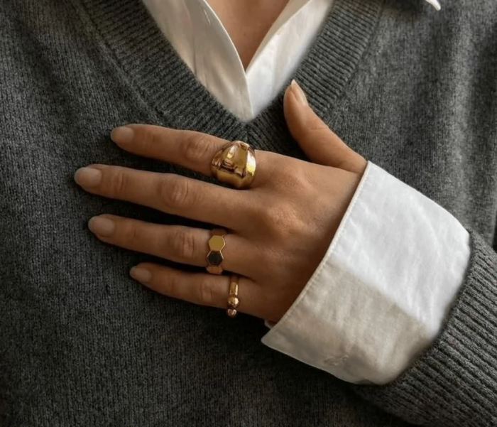 Как красиво носить кольца: лучшие схемы