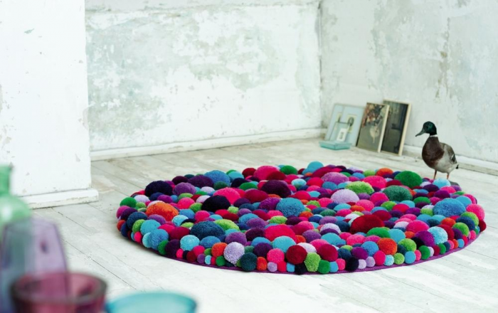 Вязаные коврики: интересные модели и применение в дизайне помещения (45 фото)