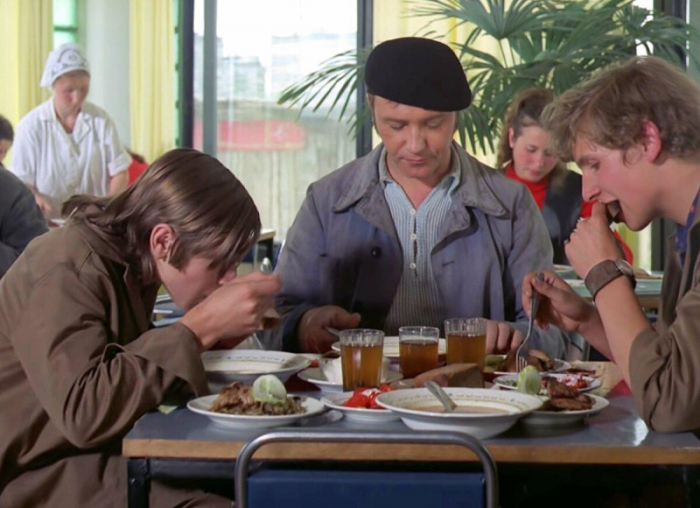 6 самых вредных пищевых привычек родом из СССР