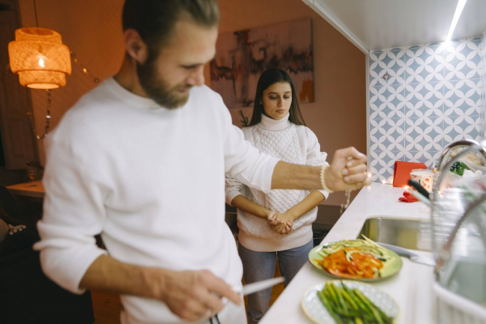 Что нельзя есть на ночь: какие продукты лучше исключить перед сном