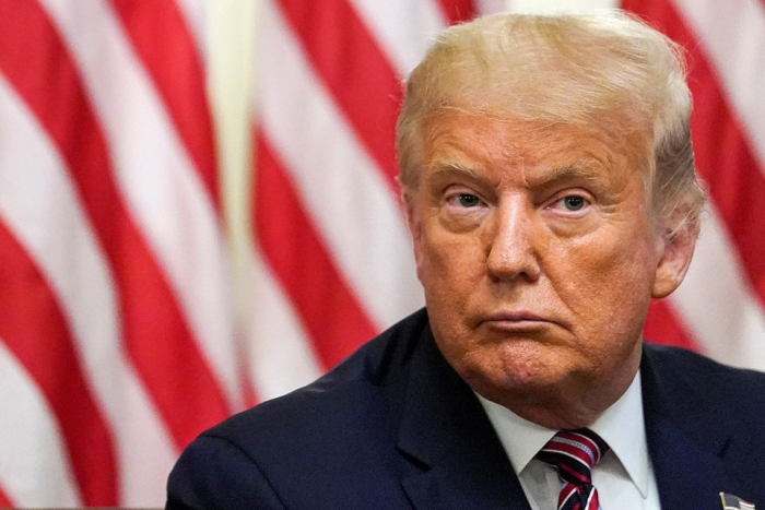 Горящие нефтехранилища привели к росту цен на бензин, а арабы передумали вкладывать триллионы в США: последние новости о войне США и Израиля против Ирана.