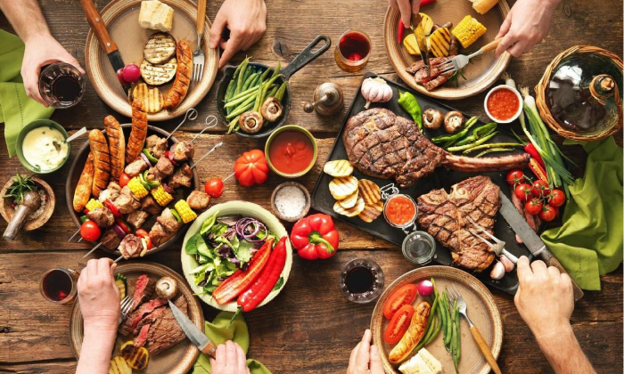 Шашлычный этикет для желудка: как правильно мариновать мясо для пикника