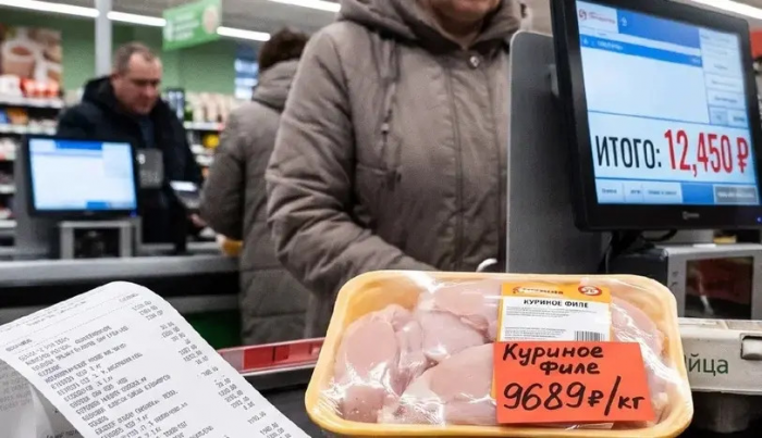 Куриное филе исчезло после жарки у жителя России: Что нам продают в магазинах