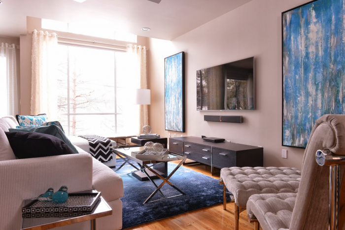 Обои в гостиную: разновидности, цвета, принты и стили (74 фото)