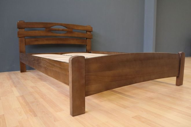 Кровати из массива дерева: как выбрать лучшую (80 фото)