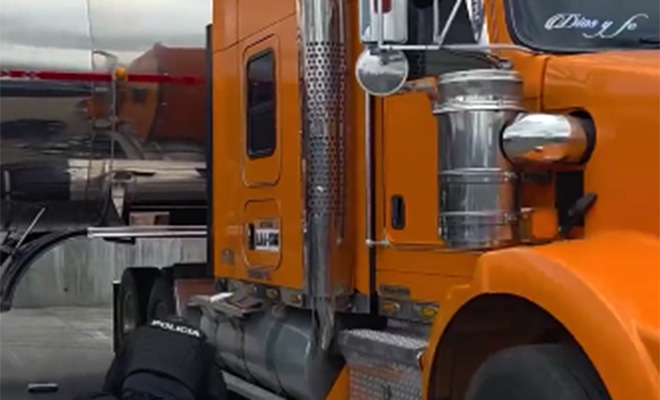 Инспектор почти отпустил бензовоз, но резко остановился. Внимание привлекла обычная с виду цистерна