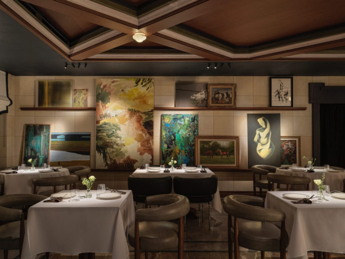 Новый ресторан ОМА на Патриках