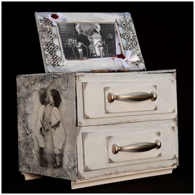 Декупаж мебели своими руками: виды техники и подбор идей для реставрации (26 фото)