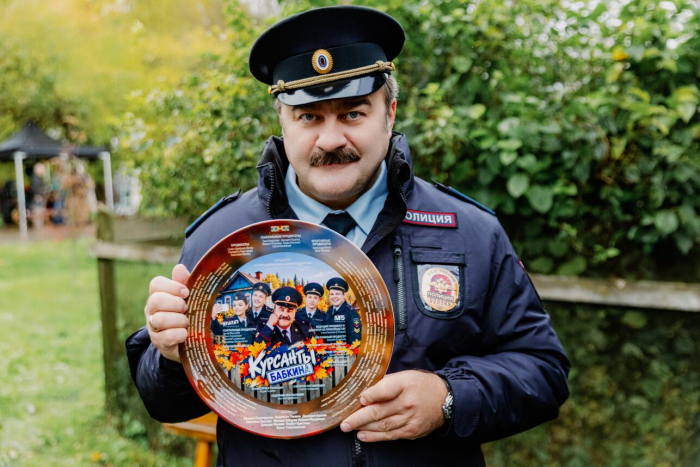 Стартовали съемки нового сериала «Курсанты Бабкина» с Пореченковым в главной роли — первые кадры и сюжет