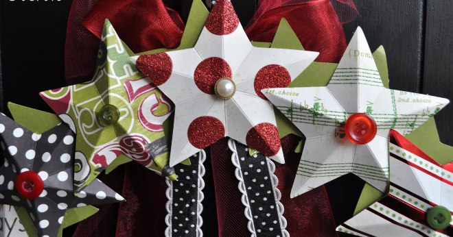 Самые популярные и необычные украшения дверей на Новый год (63 фото)