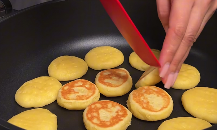 Нежное домашнее печенье без хлопот с духовкой. Готово ровно за 10 минут