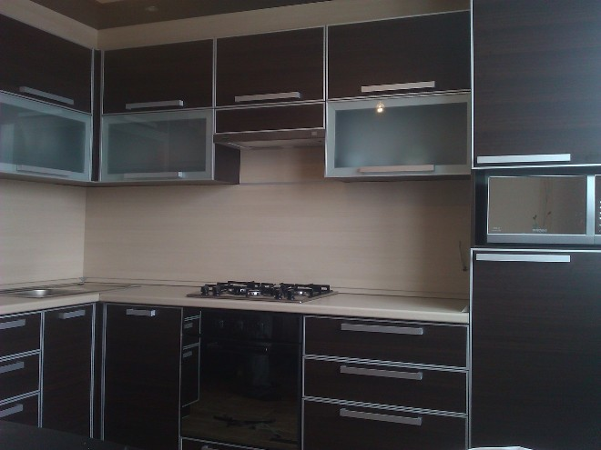 Угловой кухонный гарнитур: особенности расположения и секреты дизайна (82 фото)