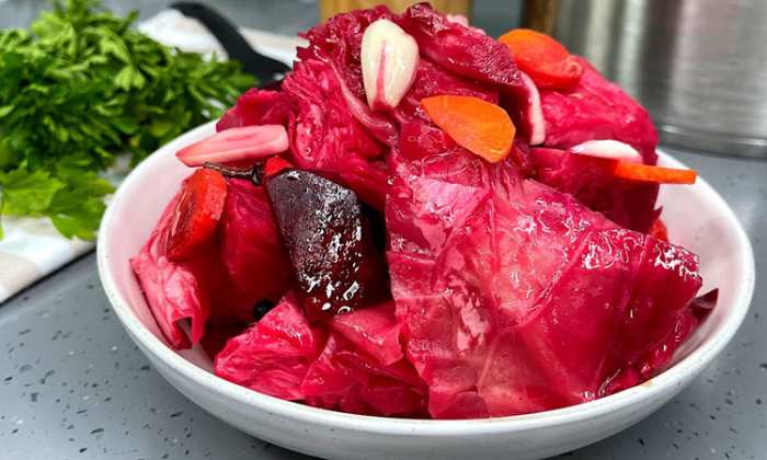 Бесподобная капуста по-грузински. Пикантный вкус и хрустит, словно квасили в бочке