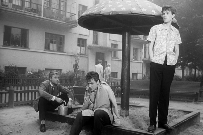 «Он себя как Мюнхгаузен вытаскивал из себя же предыдущего»: как работал Марлен Хуциев