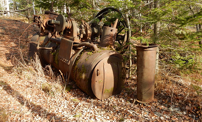 Путешественники нашли прямо посреди сибирской Тайги древний механизм: его сделали более 100 лет назад