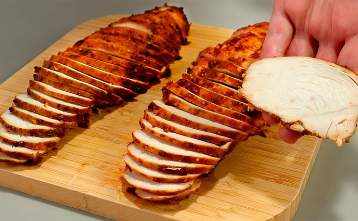 Куриное филе на закуску и на замену колбасе. Готовим в духовке