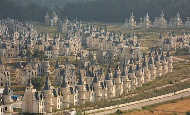 Город-призрак в Турции: заброшенные замки, в которых никто не живет. Видео