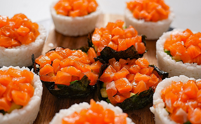 Суши дома и дешевле покупных. Особенные рисовые кармашки «Филадельфия», с нежнейшим сыром