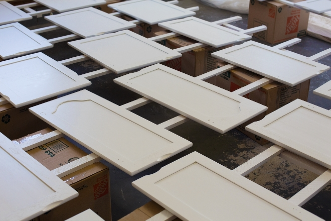 Как покрасить фасад кухни своими руками (81 фото)