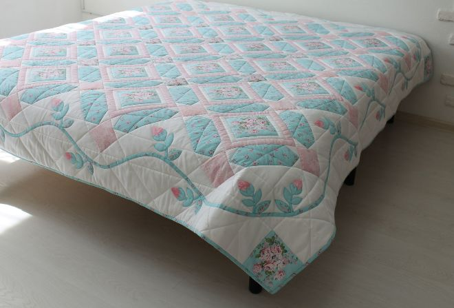 Покрывало на кровать в спальню в современном стиле (71 фото)