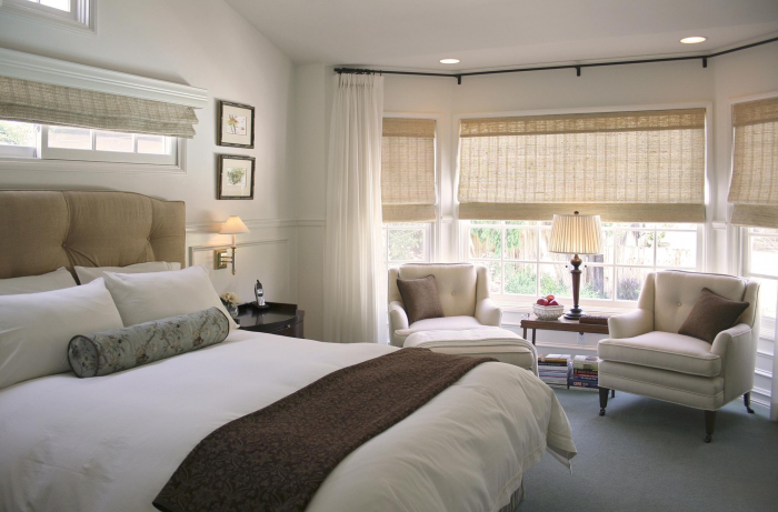 Жалюзи в спальню: фото, разновидности, материалы и цвета (55 фото)