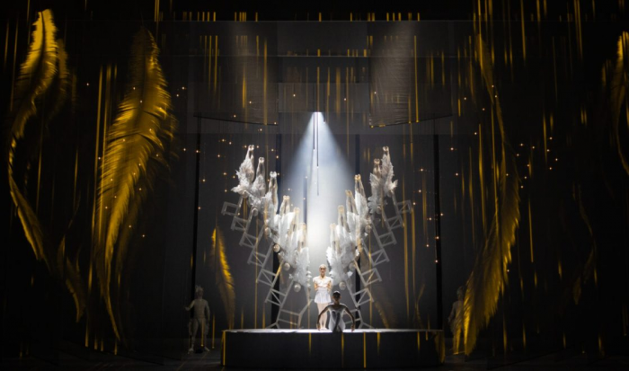 Знаменитую китайскую акробатическую драму «Лебедь» — вновь покажут в Санкт-Петербурге и Москве