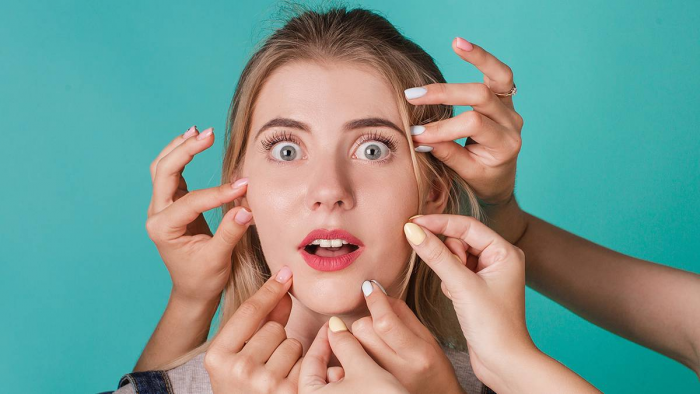 Москвичке повредили нерв при подтяжке подбородка: как исправить последствия пластики