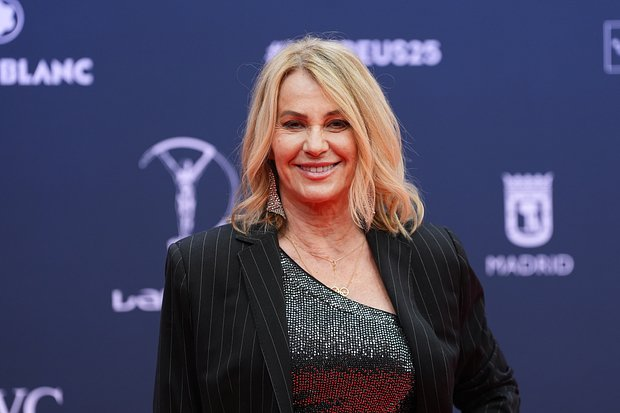 «Это был ад» Победы, рекорды, домогательства и побег в США: история прославленной румынской гимнастки Нади Команечи