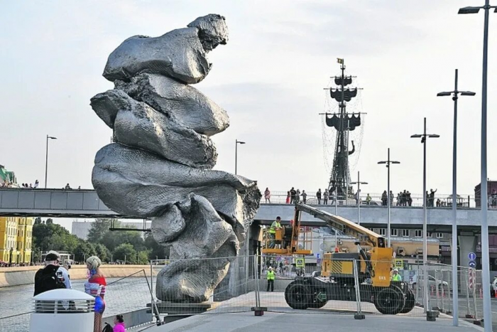 Миллионы за мазню: марксистский разбор арт-бизнеса