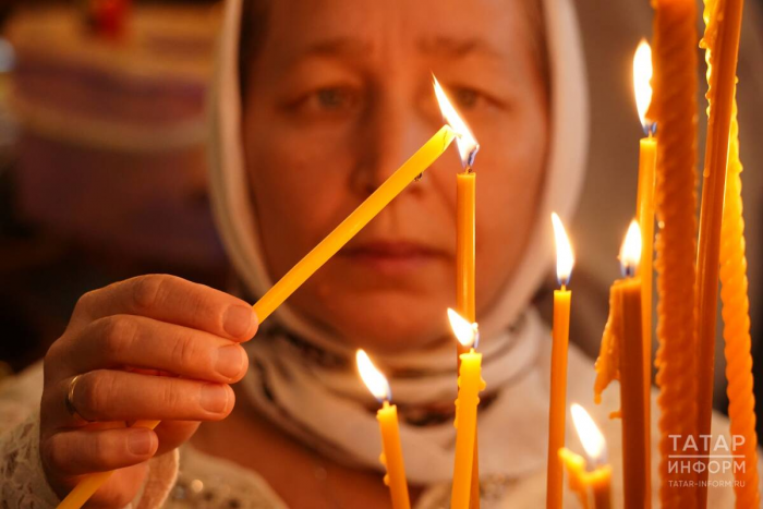 «Бог не наказывает за грех, он принимает выбор человека»: батюшка об ошибках и искуплении