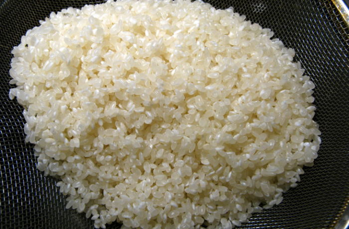 Варим рассыпчатый рис: больше не слипается