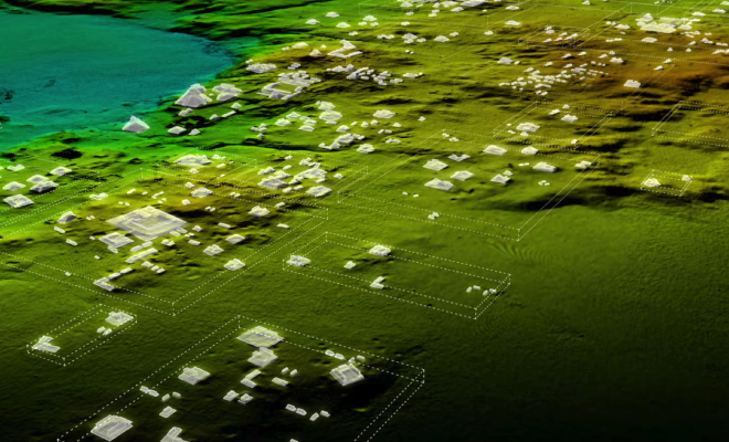 В джунглях Мексики нашли затерянный город, в котором построены сотни огромных колонн