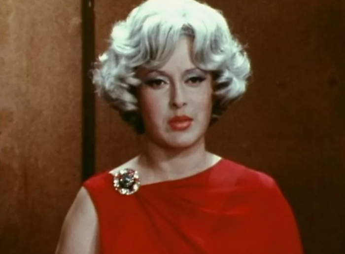 40 лет счастья и 20 лет забвения: как роковая встреча на курорте изменила жизнь Нелли Корниенко