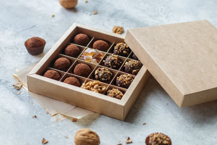 Что подарить на 8 марта: идеи подарков для близких женщин