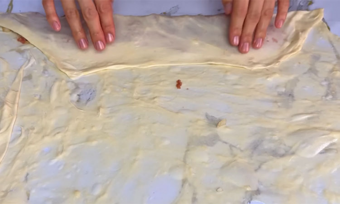 Размели со стола за 10 минут: печем домашние турецкие бореки