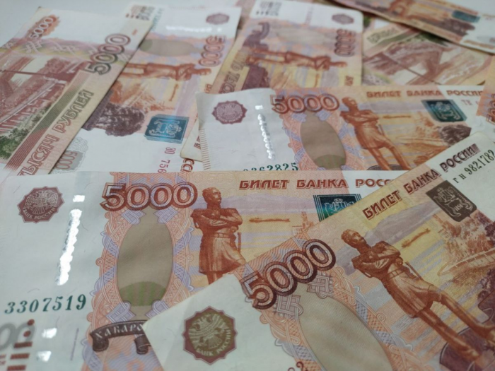 ЦБ раскрыл, куда уходят деньги: депозиты организаций взлетели, срочные вклады населения тают