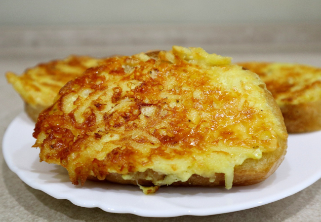 Хлеб из картошки на замену магазинному: пожарили за 4 минуты