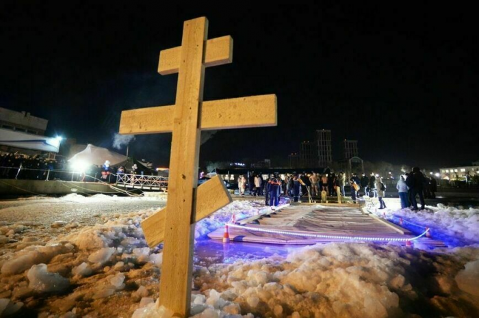 Кому опасно окунаться в прорубь в Крещение