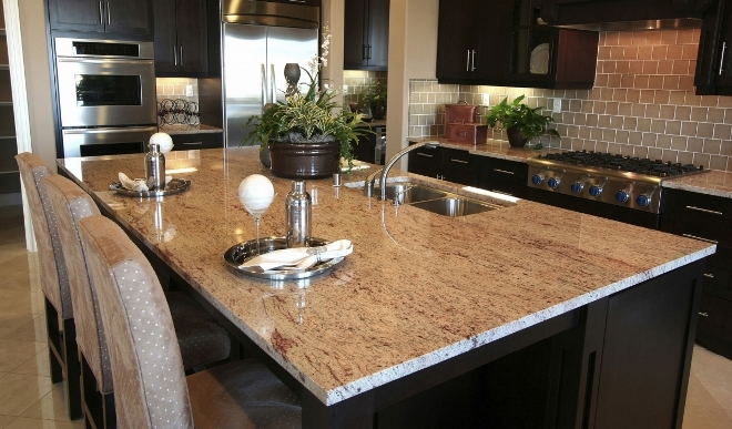 Обеденный стол для кухни: конструкции, виды, материалы (68 фото)