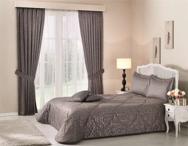 Покрывало на кровать в спальню в современном стиле (71 фото)