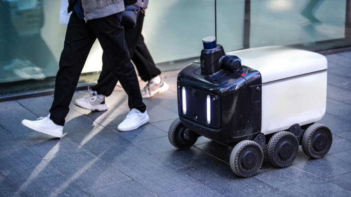 Армию курьеров в Москве готовятся заменить роботами-доставщиками