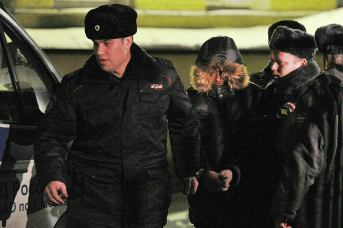 За захват заложников и убийство предлагают наказывать с 13 лет