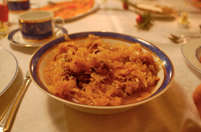 Капуста и сосиски. Рецент рагу для ленивых и экономных