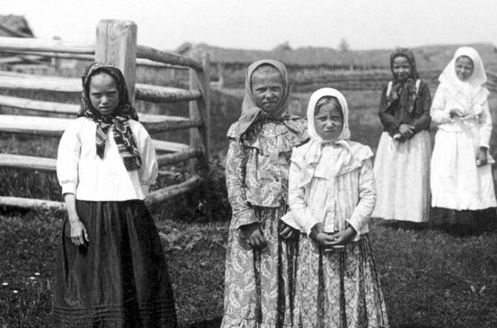 Незаконнорожденные на Руси: Как к ним относились и чью фамилию они носили