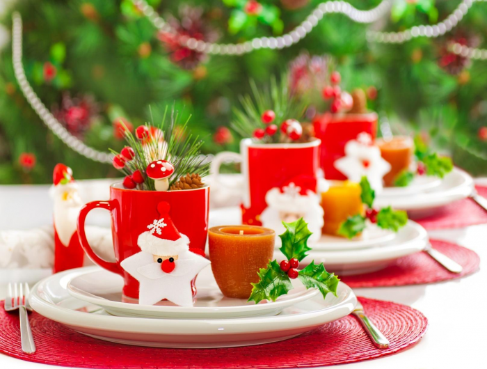 Как украсить стол на Новый год: традиционные варианты и креативные идеи (68 фото)