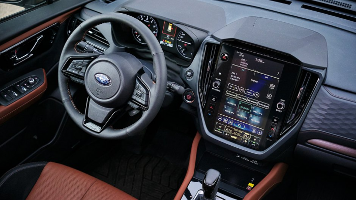 Новый лесник. Subaru Forester теперь стоит больше 7 миллионов рублей. Чем он может удивить за эти деньги: тест-драйв «Ленты.ру»