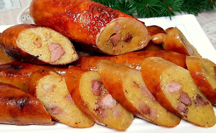 Картофельная колбаса на горячее. Расход мяса минимальный, но вкус получается насыщенный