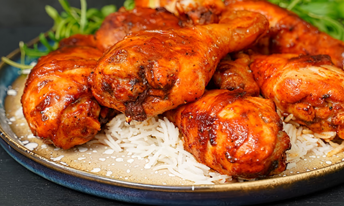 Запекаем куриные окорочка в барбекю-стиле: лучше маринада для птицы просто не найти