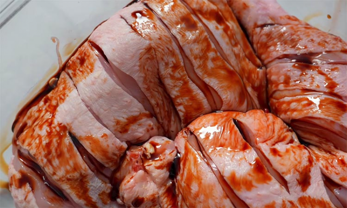 Запекаем куриные окорочка в барбекю-стиле: лучше маринада для птицы просто не найти