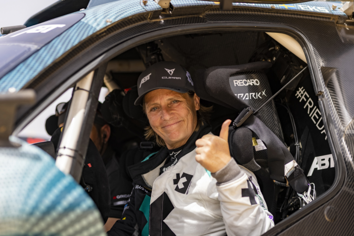 Потеснили мужчин. Автомобильный мир считался мужским, но эти женщины его полностью изменили